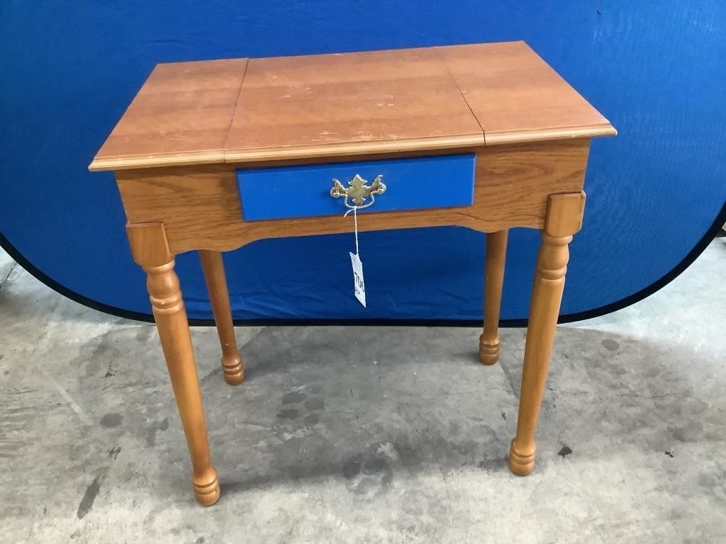 Vanity Table with Jewelry Box Ends 1 Drawer