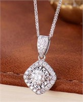 18Kt Gold Natural Diamond Pendant