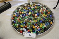 TRAY OF ANTIQUE MARBLES