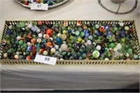 TRAY OF ANTIQUE MARBLES