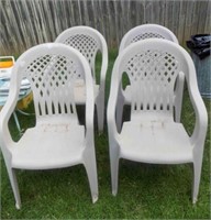 4 Plastic Lawn Chairs, Table & Stools