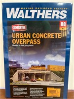 New Walthers urban concrete overpass HO train kit