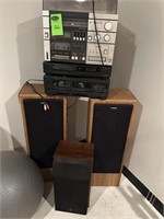 Stereo System w/Speakers