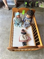 Wood Doll Cradle w/Dolls