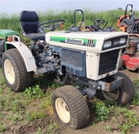 (L) Iseki Bolens Diesel G152 Lawn Tractor