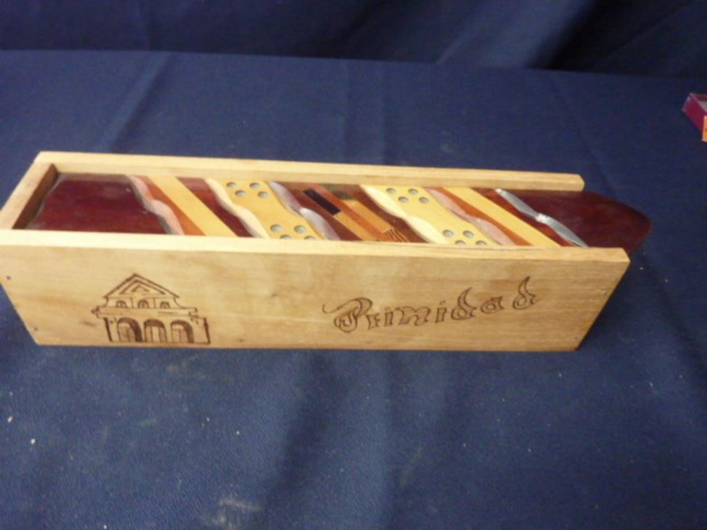 WOOD DOMINO SET