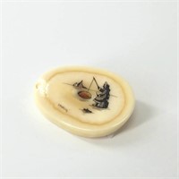 Scrimmed ivory brooch, about 2" wide