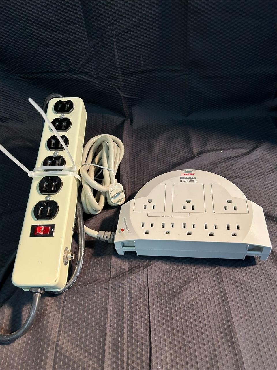 2 Multi Outlet Power Strips