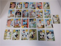 LOT OF 25 1969 TOPPS TIGERS CARDS