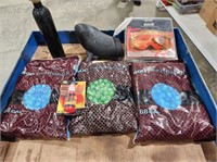 Bundle with 3 bags paint balls (1500), Soft air