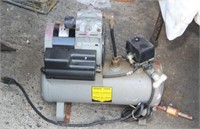Electric Air Compressor with 16" long receiving