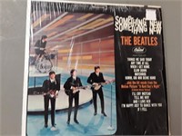 BEATLES STEREO 33 RECORD  ST-2108   EXC.