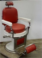 THEO-A-KOCHS BARBER SHOP CHAIR