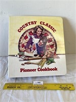 Pioneer Seed Corn - Vintage Recipe Cookbook Book