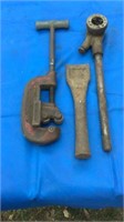 Ridged Pipe cutter, tire tool, Beaver pipe