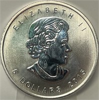 S - 2015 CANADA SILVER $5 COIN (Q37)