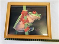 Framed Frog Photo Print