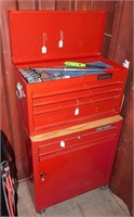 P729-  Husky/Craftsman Tool Box