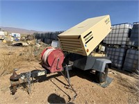 Mobile Commercial Air Compressor Trailer, working