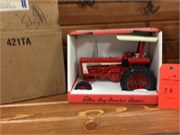 Farmall 706 Toy Tractor Times Collector NIB 1/16