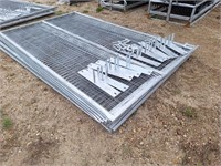 (10) UNUSED ALUMINUM CONSTRUCTION PANELS