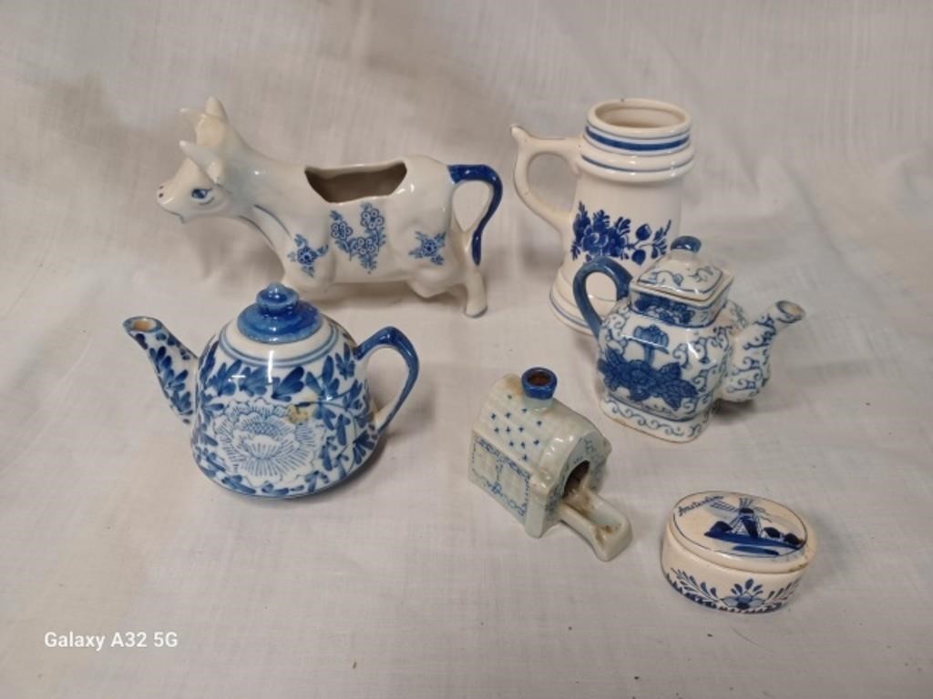 Delft and Other Blue/ White Pottery