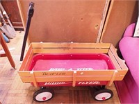 Radio Flyer wagon with side rails and cushion