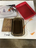 PYREX DISHES, PLATTER, PLASTIC TRAY