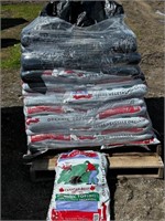 (60) 40lb Bags Organic Topsoil
