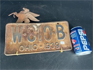 PAIR OF 1939 OHIO LICENSE PLATES WITH MOBIL TOPPER