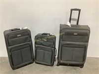 Protocol Dark Green Suitcase Set