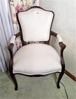 Lovely accent chair