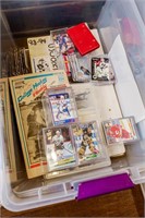 Tote of Lg Qty of Hockey Sports Cards