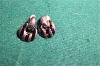 Vintage Clip On Earrings