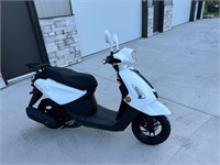 2024 JOC 50 WHITE SCOOTER