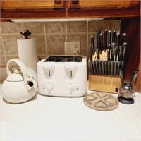 Toaster, Ronco Cutlery Set in Knife Block