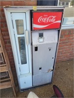 Coca Cola Vending Machine,