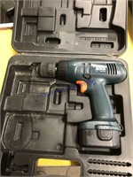 B&D 12v DRILL W/ BATTERY, NO CHARGER, IN CASE