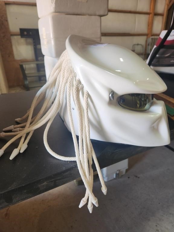 Pro predator alien motorcycle helmet - like new