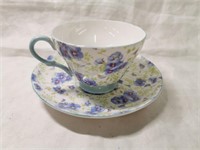 Shelley  Henley Pansy Chintz Cup and Saucer