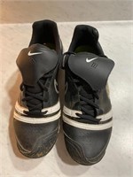 Nike Soccer Cleats Size 8.5