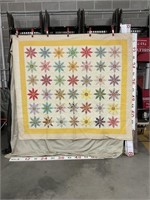 Flower patterned quilt (78X88.5)