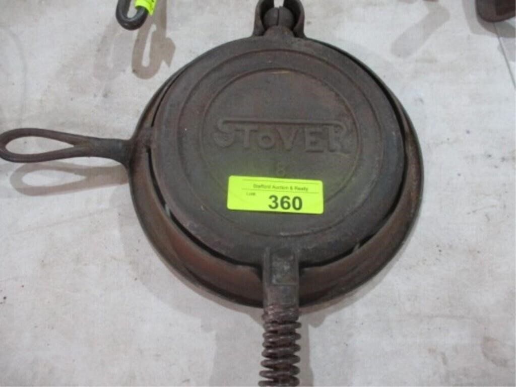 Old Stover cast iron waffle maker