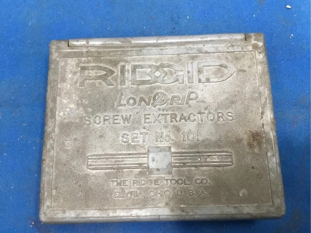 Screw extractor