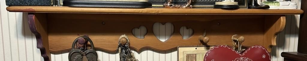 Wooden Shelf Heart ONLY