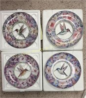 (4) The Sweetest Temptations Collectors Plates (E)