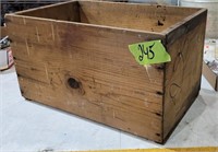 Wood box/crate