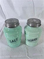 Jadiete Salt and Pepper shakers