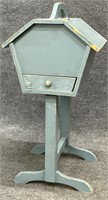 Small Blue Lift Top Stand