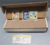 1991 Topps baseball trading picture cards.